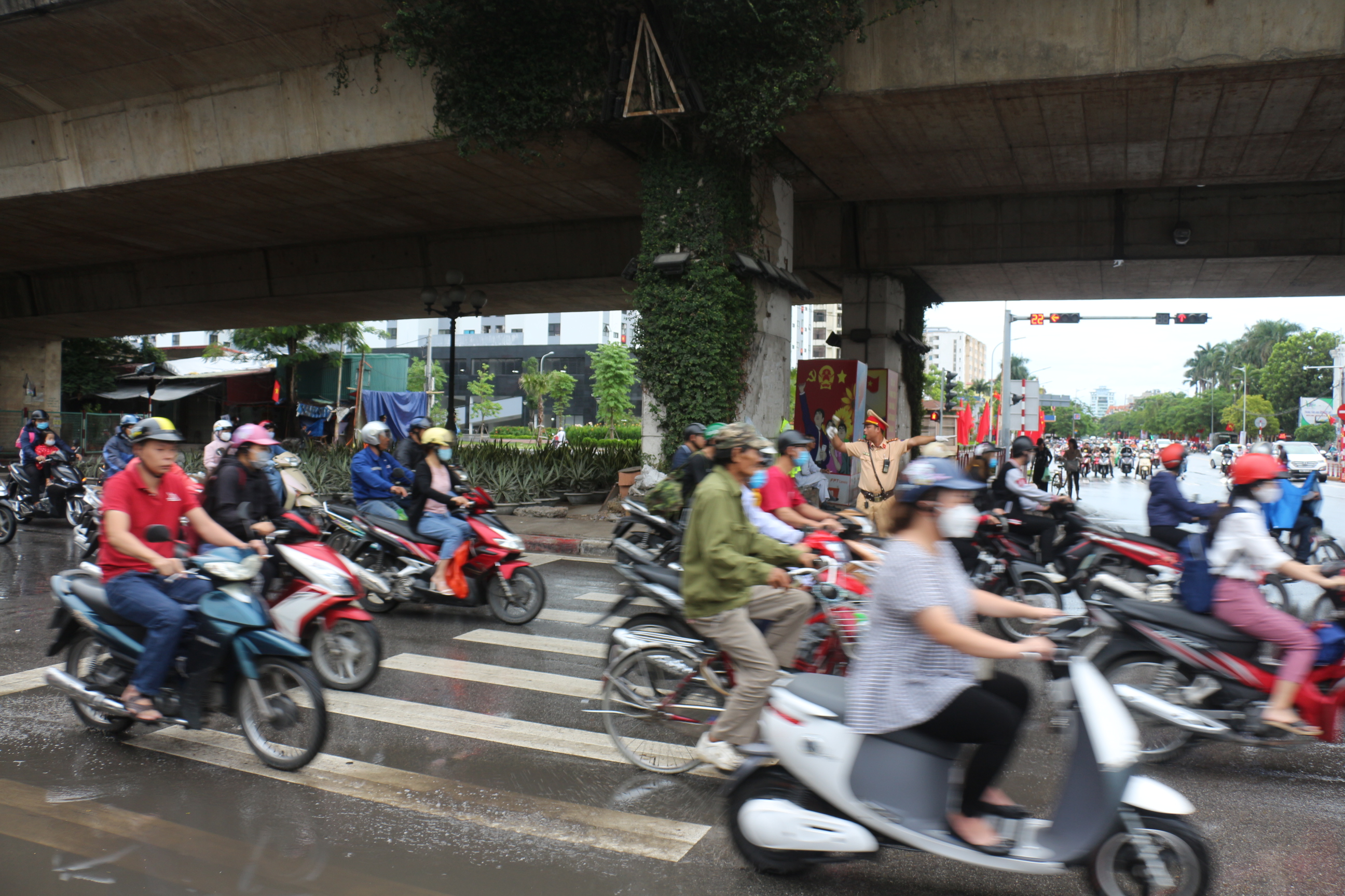 Tăng cường công tác  đảm bảo TTATGT các kỳ thi năm 2022 trên địa bàn thành phố